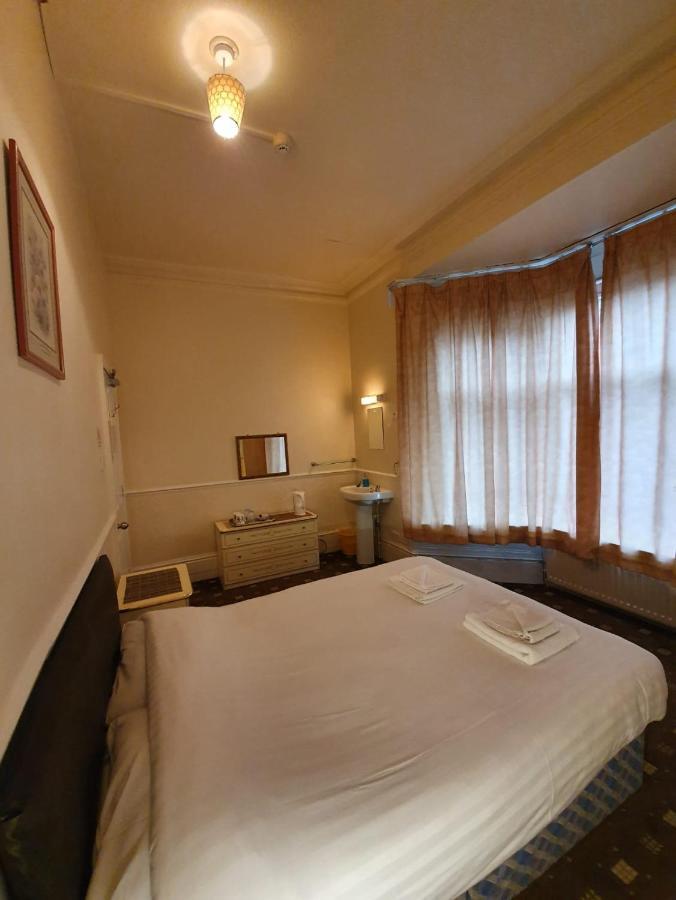 The Handforth Lodge Eksteriør billede