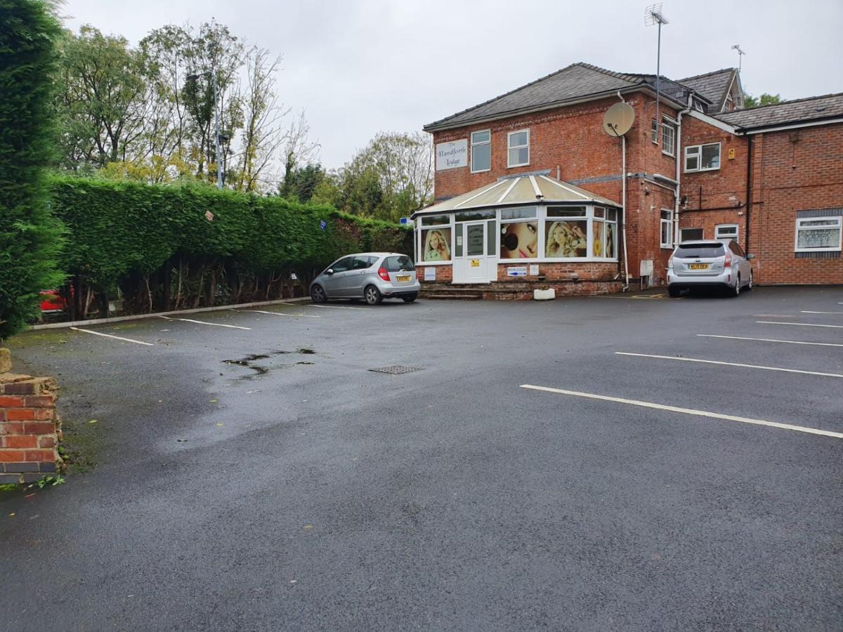 The Handforth Lodge Eksteriør billede